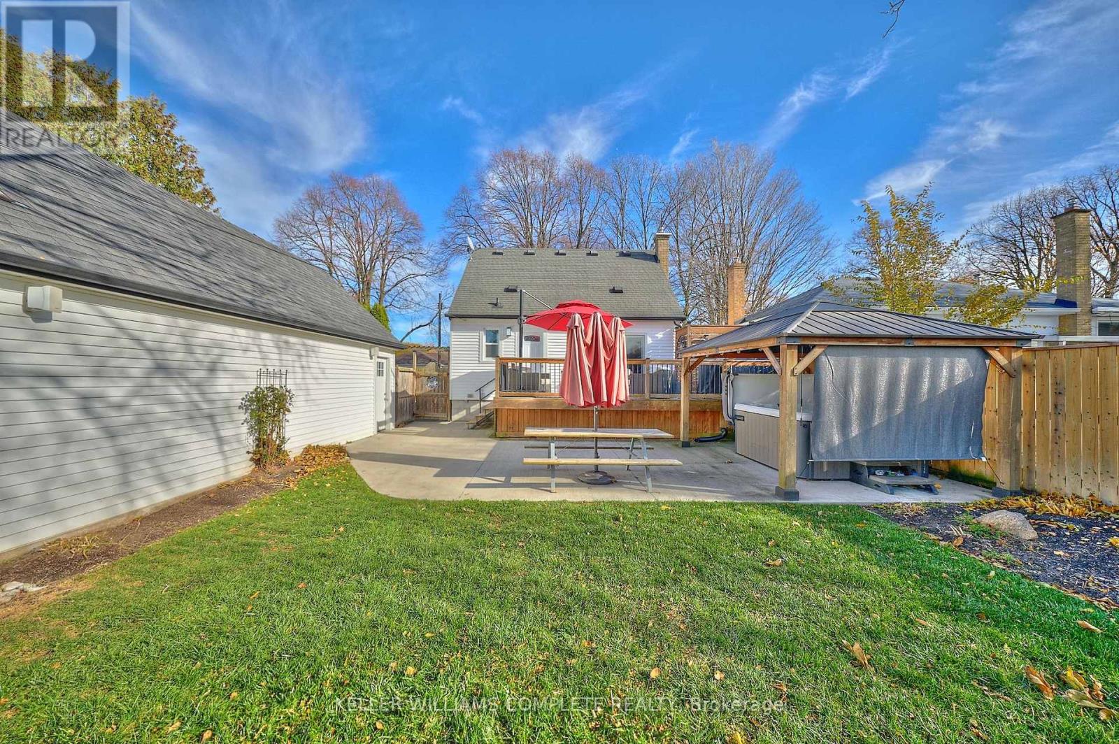 19 Else Street N, St. Catharines, Ontario  L2N 2B9 - Photo 30 - X12708468