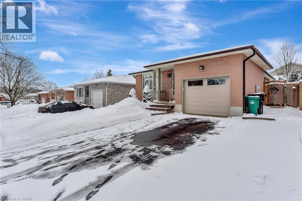 43 Summerhill Crescent, Kitchener, Ontario  N2N 2T4 - Photo 2 - 40799411