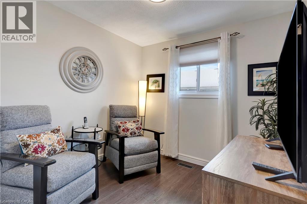 43 Summerhill Crescent, Kitchener, Ontario  N2N 2T4 - Photo 24 - 40799411