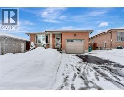 43 SUMMERHILL Crescent, Kitchener, Ontario