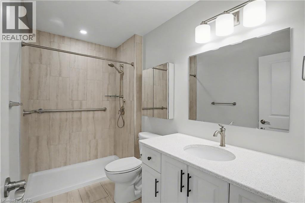 17 Monsignor Henkey Terrace, Hamilton, Ontario  L9B 2M2 - Photo 16 - 40797847