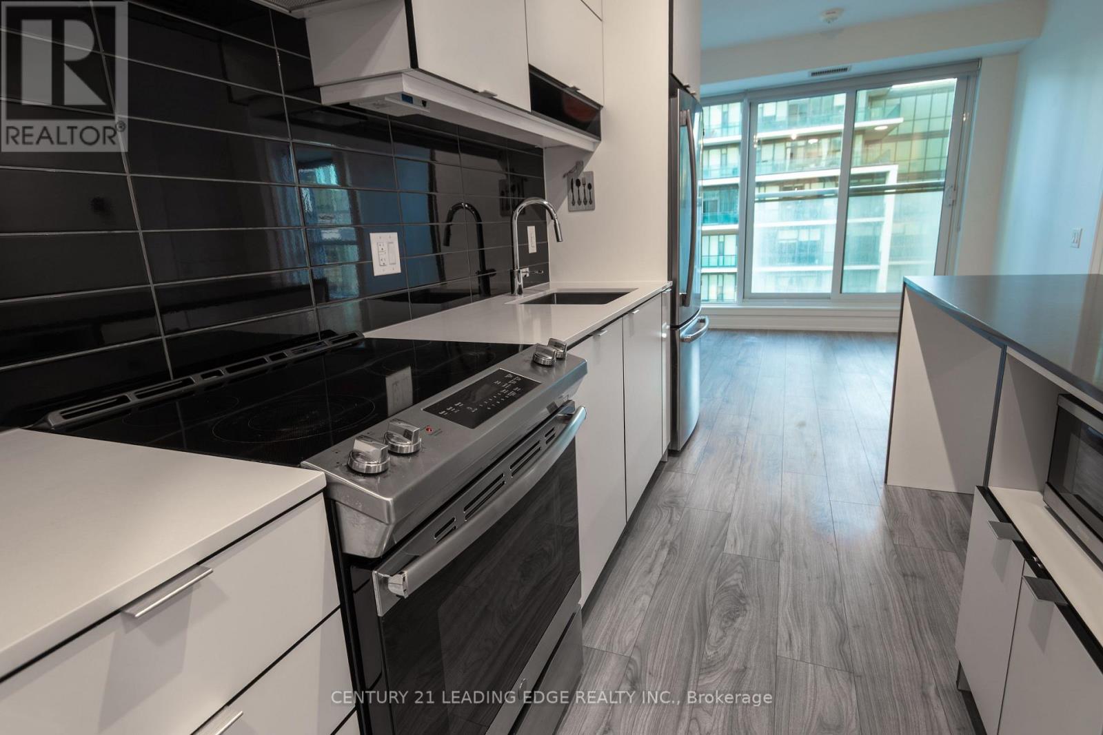 610 - 4065 Confederation Parkway W, Mississauga, Ontario  L5B 0L4 - Photo 6 - W12708928