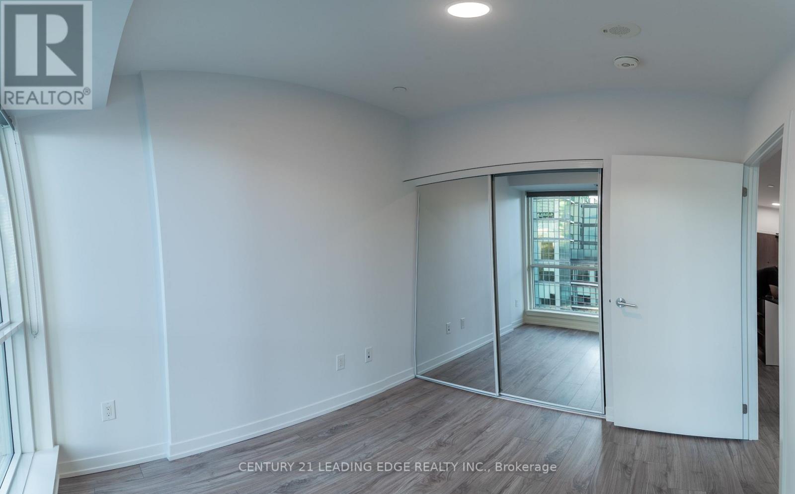 610 - 4065 Confederation Parkway W, Mississauga, Ontario  L5B 0L4 - Photo 9 - W12708928