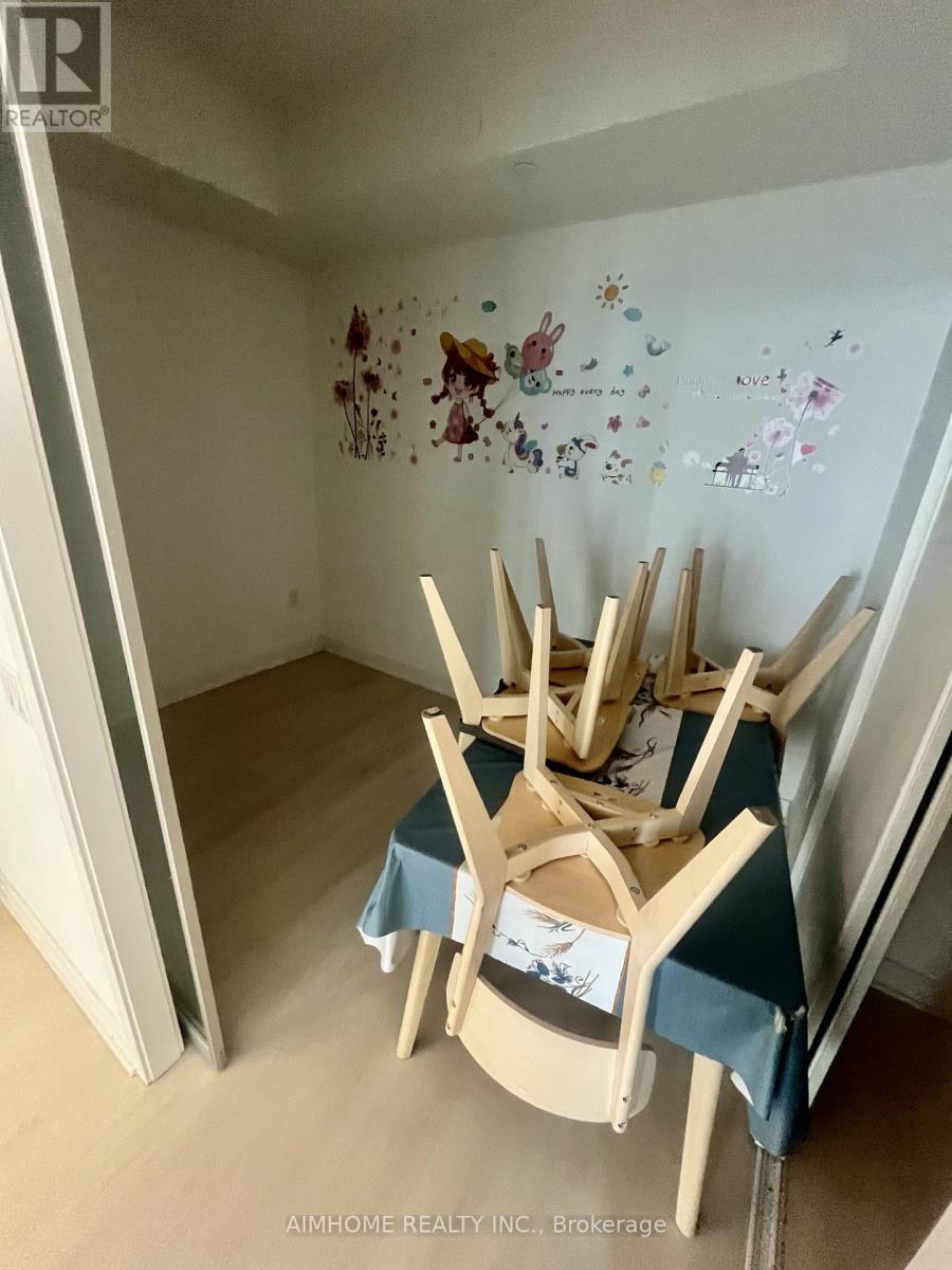 2608 - 3900 Confederation Parkway, Mississauga, Ontario  L5B 0M3 - Photo 10 - W12708932