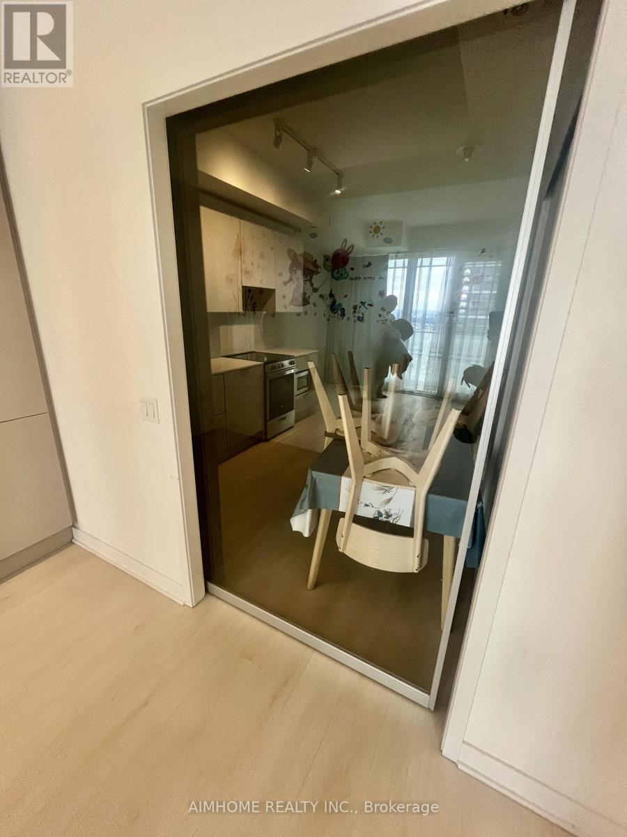 2608 - 3900 Confederation Parkway, Mississauga, Ontario  L5B 0M3 - Photo 11 - W12708932