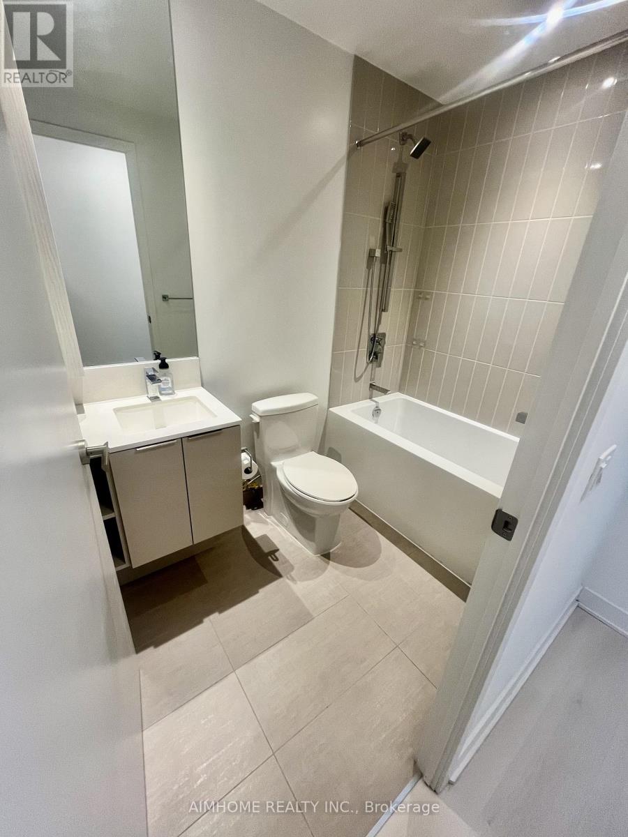 2608 - 3900 Confederation Parkway, Mississauga, Ontario  L5B 0M3 - Photo 7 - W12708932