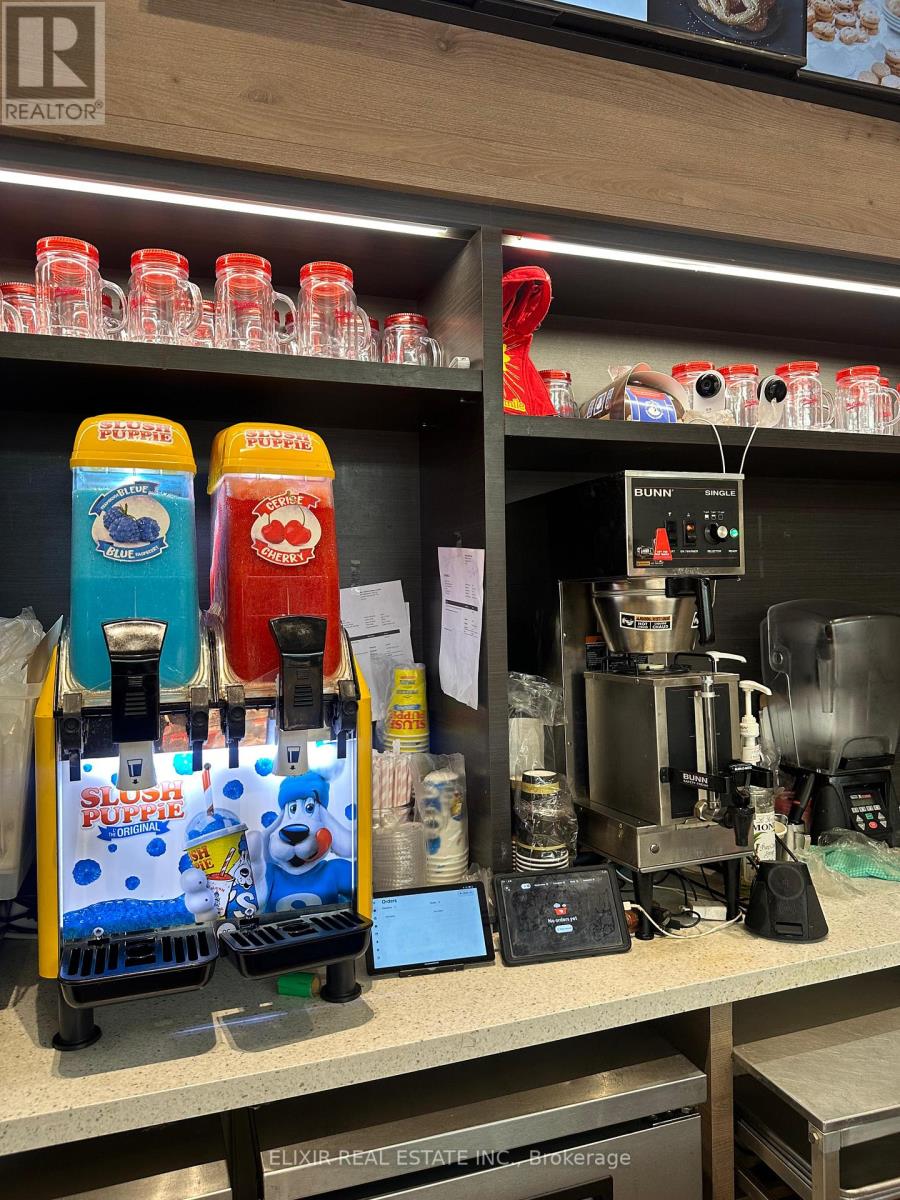 #1063 - 25 The West Mall, Toronto, Ontario  M9C 1B8 - Photo 11 - W12708994