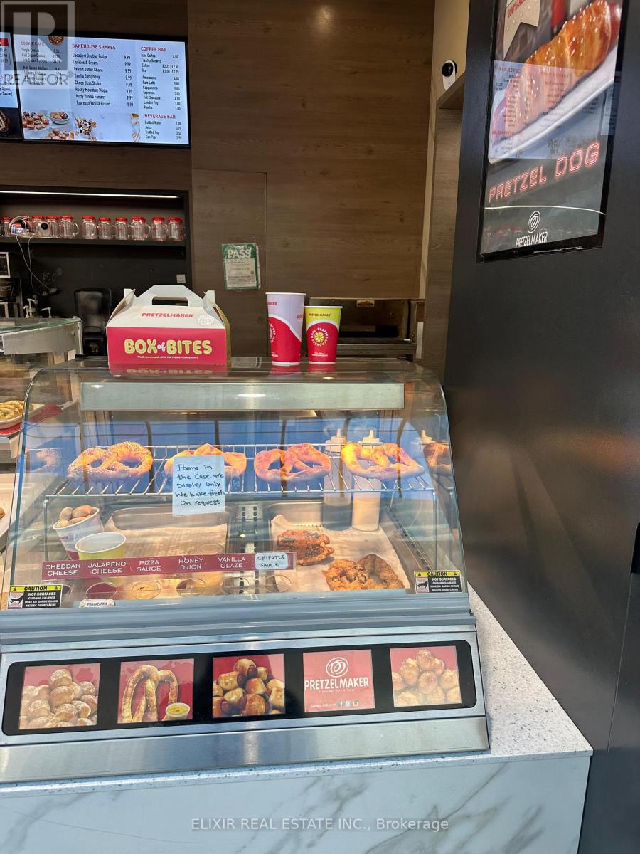 #1063 - 25 The West Mall, Toronto, Ontario  M9C 1B8 - Photo 14 - W12708994