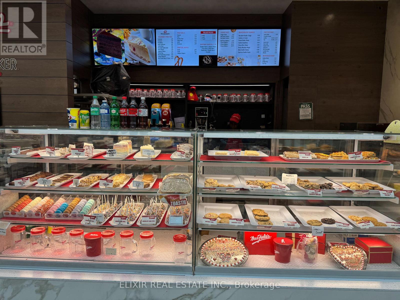 #1063 - 25 The West Mall, Toronto, Ontario  M9C 1B8 - Photo 6 - W12708994