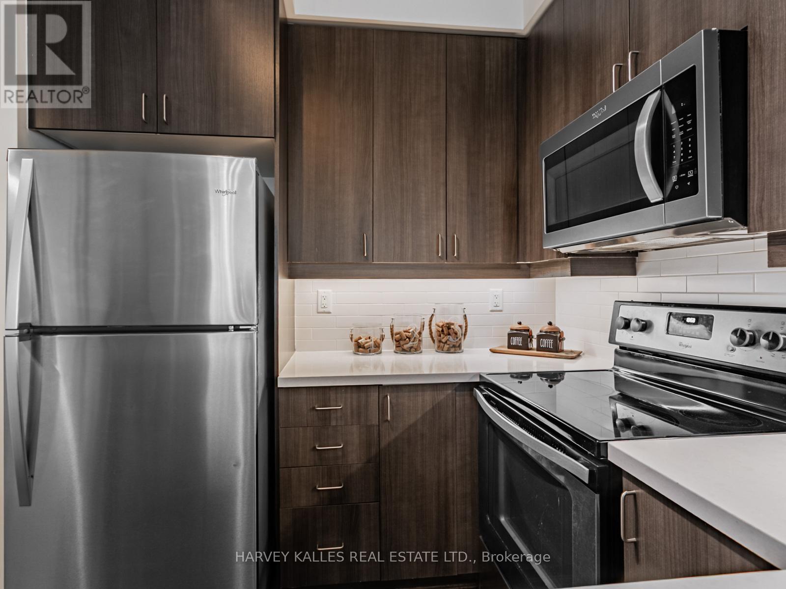 303 - 1185 The Queensway Avenue, Toronto, Ontario  M8Z 0C6 - Photo 7 - W12709012