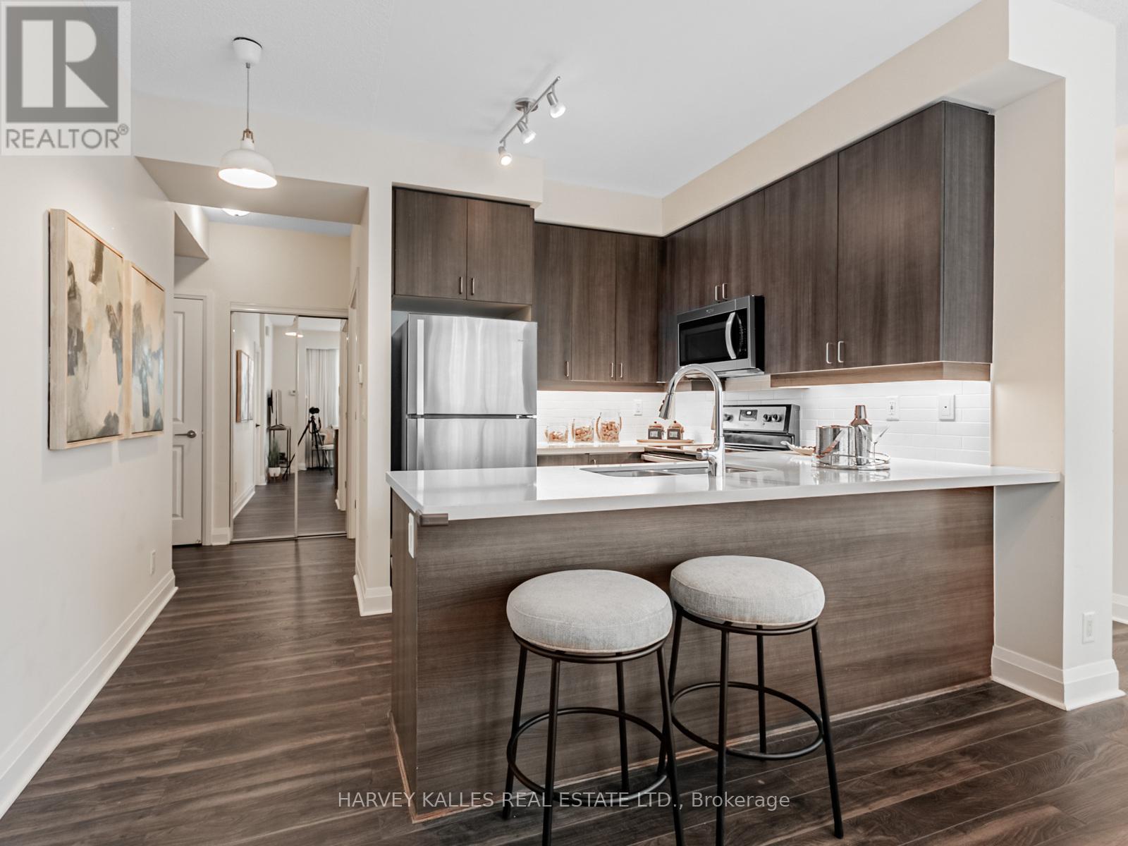 303 - 1185 The Queensway Avenue, Toronto, Ontario  M8Z 0C6 - Photo 9 - W12709012