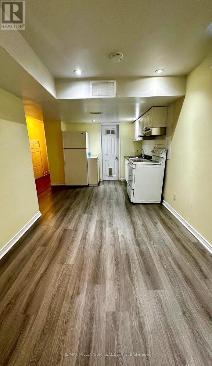 74 Shady Pine Circle, Brampton, Ontario  L6R 1K3 - Photo 10 - W12709034