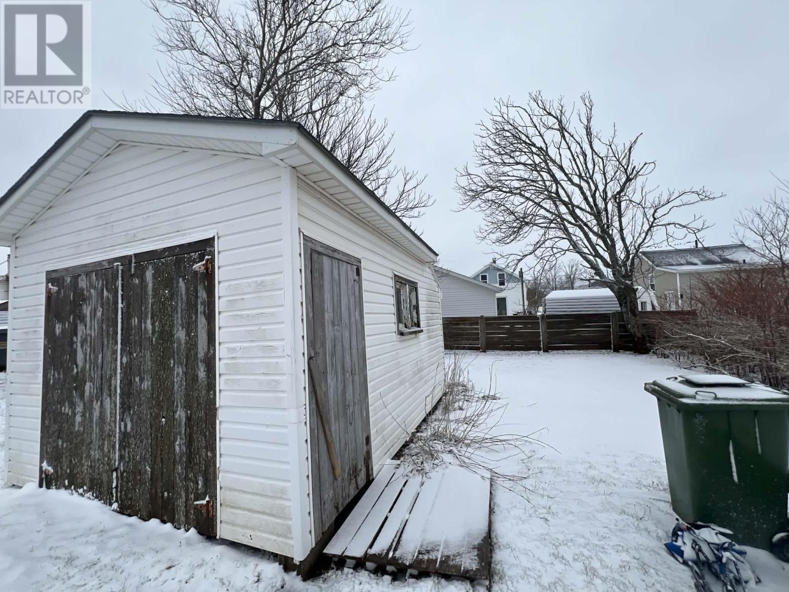 504 Notre Dame Street, Summerside, Prince Edward Island  C1N 1T4 - Photo 2 - 202601072