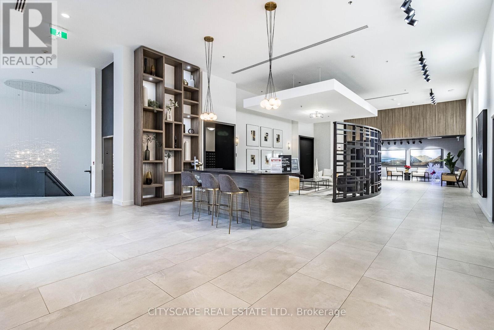 1505 - 15 Glebe Street, Cambridge, Ontario  N1S 0C3 - Photo 4 - X12708934