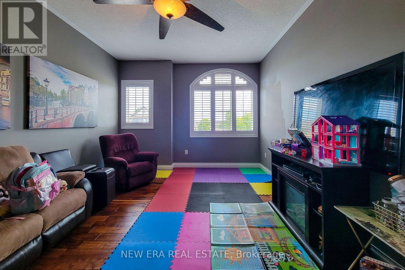 128 Montreal Circle, Hamilton, Ontario  L8E 0C8 - Photo 23 - X12708982