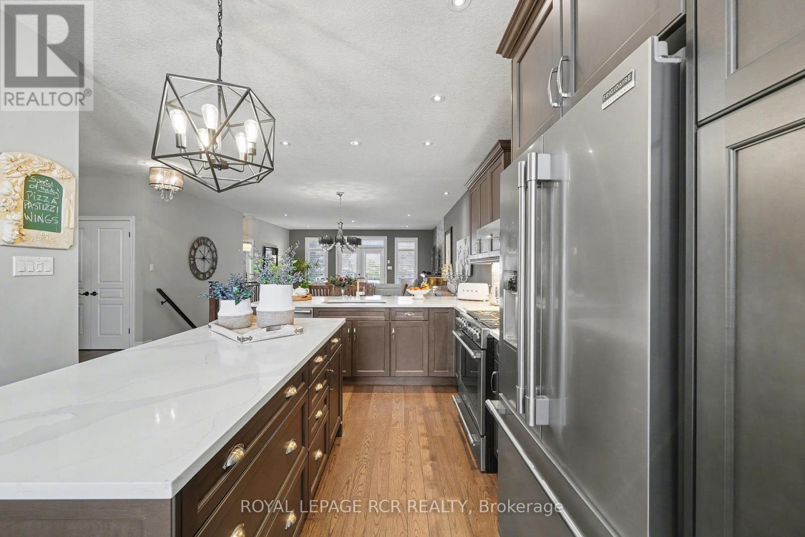 111 Taylor Drive, East Luther Grand Valley, Ontario  L9W 6P2 - Photo 10 - X12709048