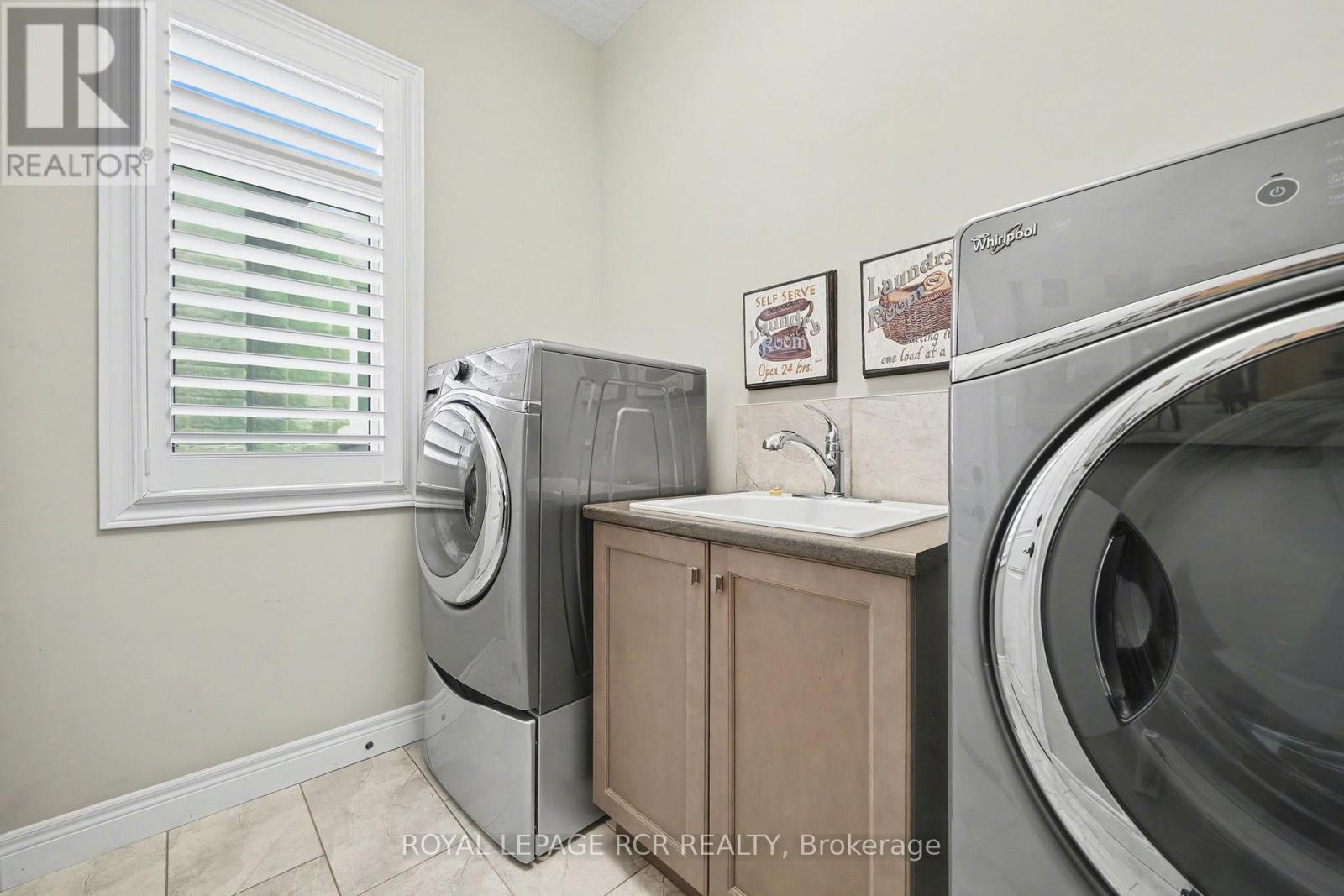 111 Taylor Drive, East Luther Grand Valley, Ontario  L9W 6P2 - Photo 13 - X12709048