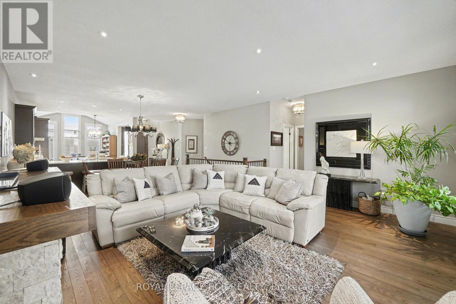 111 Taylor Drive, East Luther Grand Valley, Ontario  L9W 6P2 - Photo 18 - X12709048