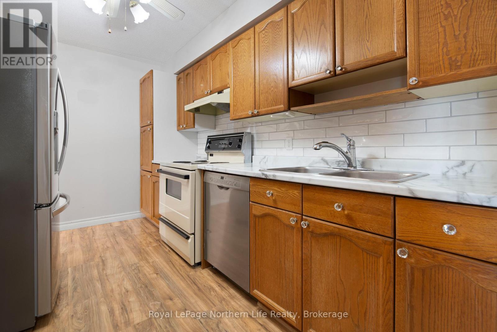 405 - 935 Stockdale Road, North Bay, Ontario  P1B 9L7 - Photo 11 - X12709276