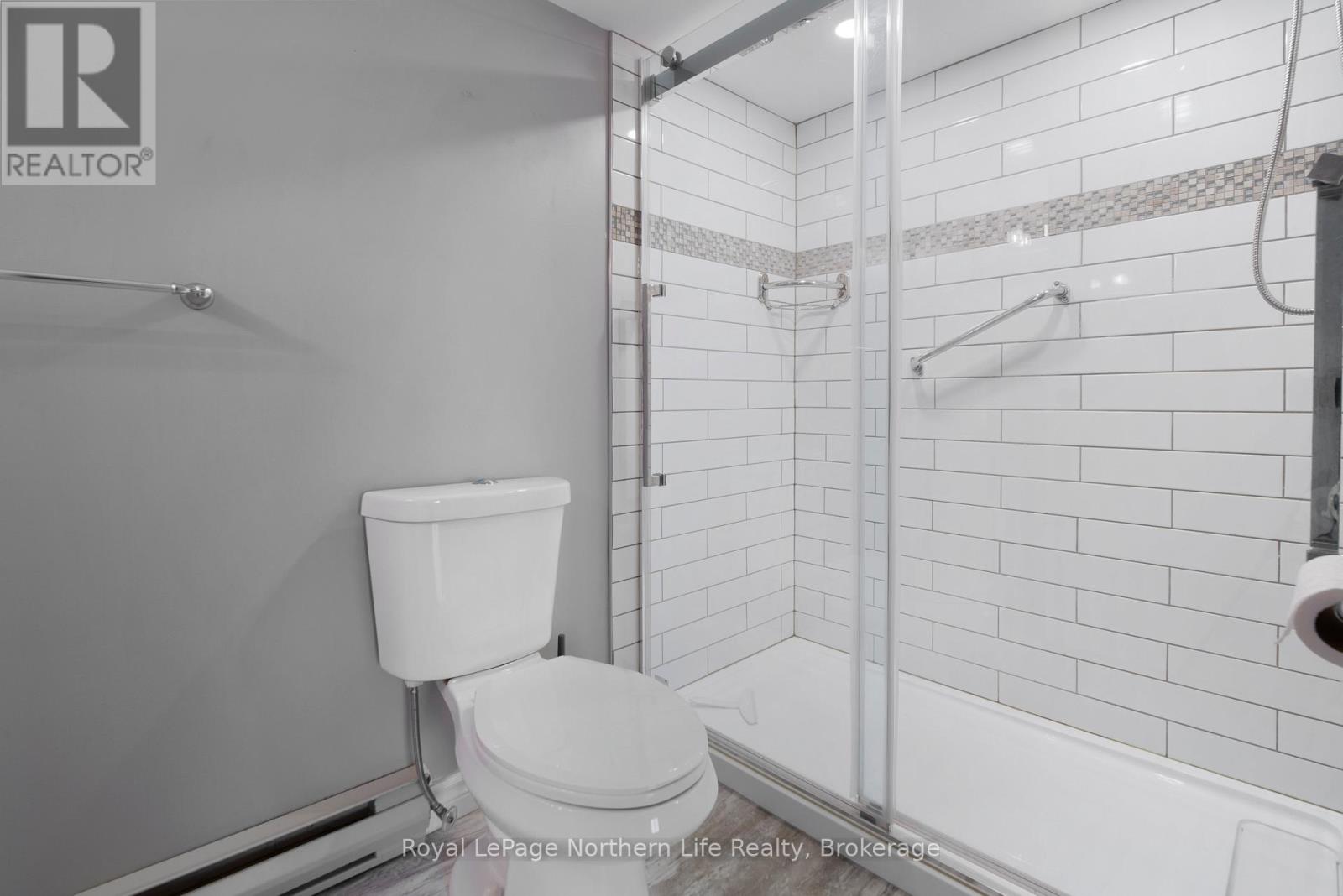 405 - 935 Stockdale Road, North Bay, Ontario  P1B 9L7 - Photo 24 - X12709276