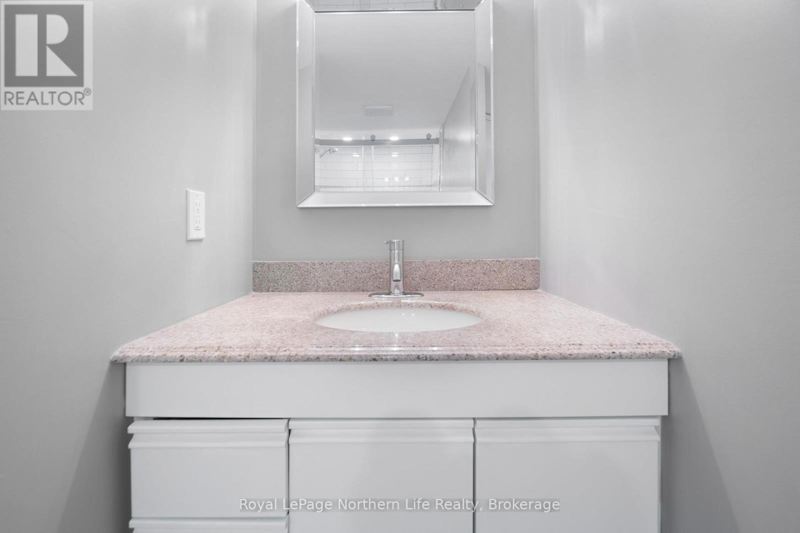 405 - 935 Stockdale Road, North Bay, Ontario  P1B 9L7 - Photo 25 - X12709276