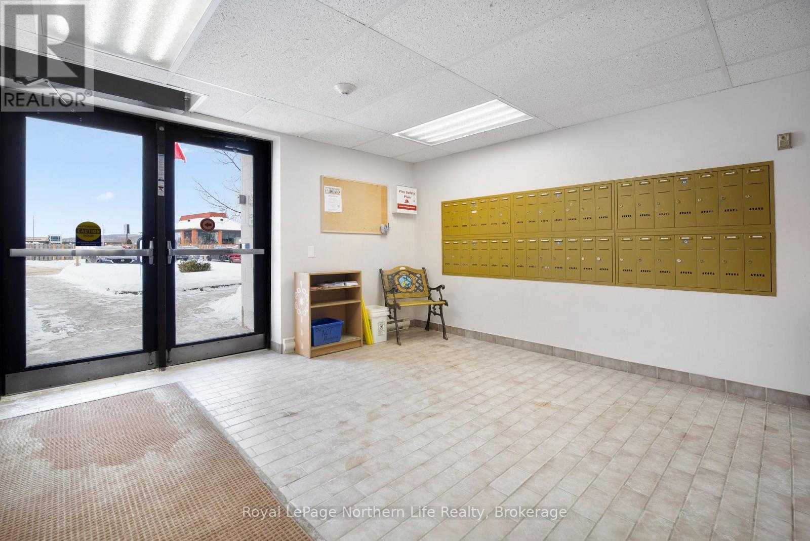 405 - 935 Stockdale Road, North Bay, Ontario  P1B 9L7 - Photo 6 - X12709276