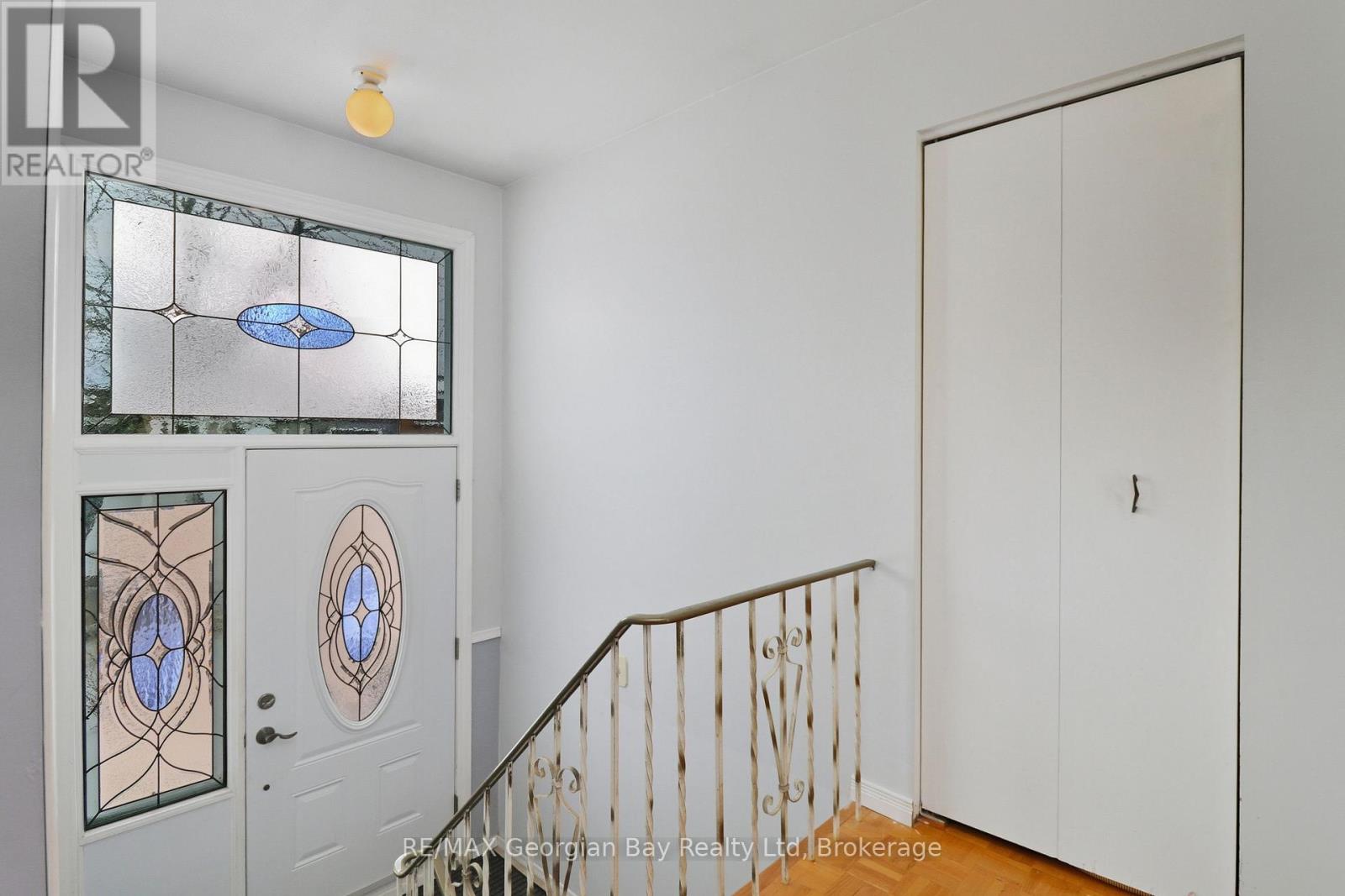 47 Easton Avenue, Tay, Ontario  L0K 1R0 - Photo 5 - S12709170