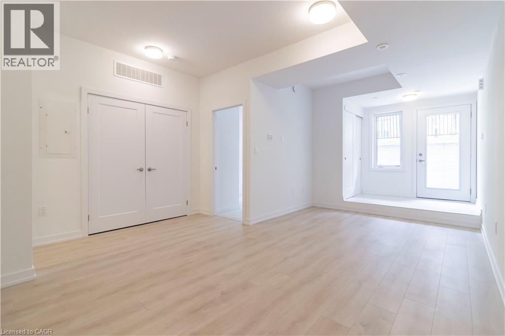 40 Palace Street Unit# M11, Kitchener, Ontario  N2E 0J3 - Photo 10 - 40799228