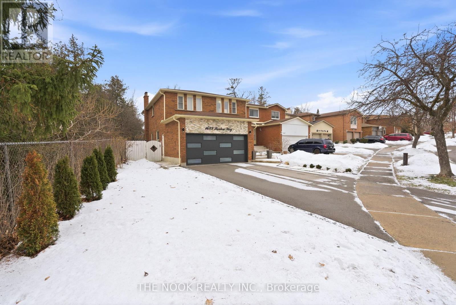 1649 Beaton Way, Pickering (Brock Ridge), Ontario  L1X 1X7 - Photo 3 - E12709220