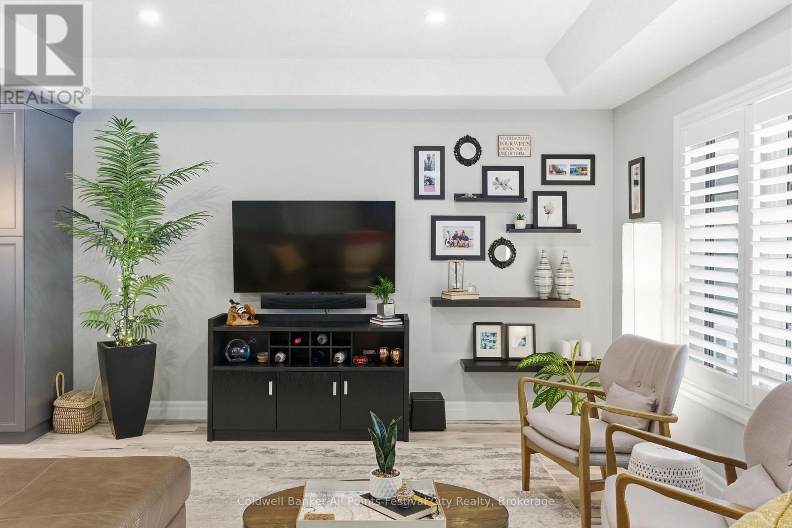 11 Windward Way N, Ashfield-Colborne-Wawanosh (Colborne), Ontario  N7A 0B2 - Photo 12 - X12709254