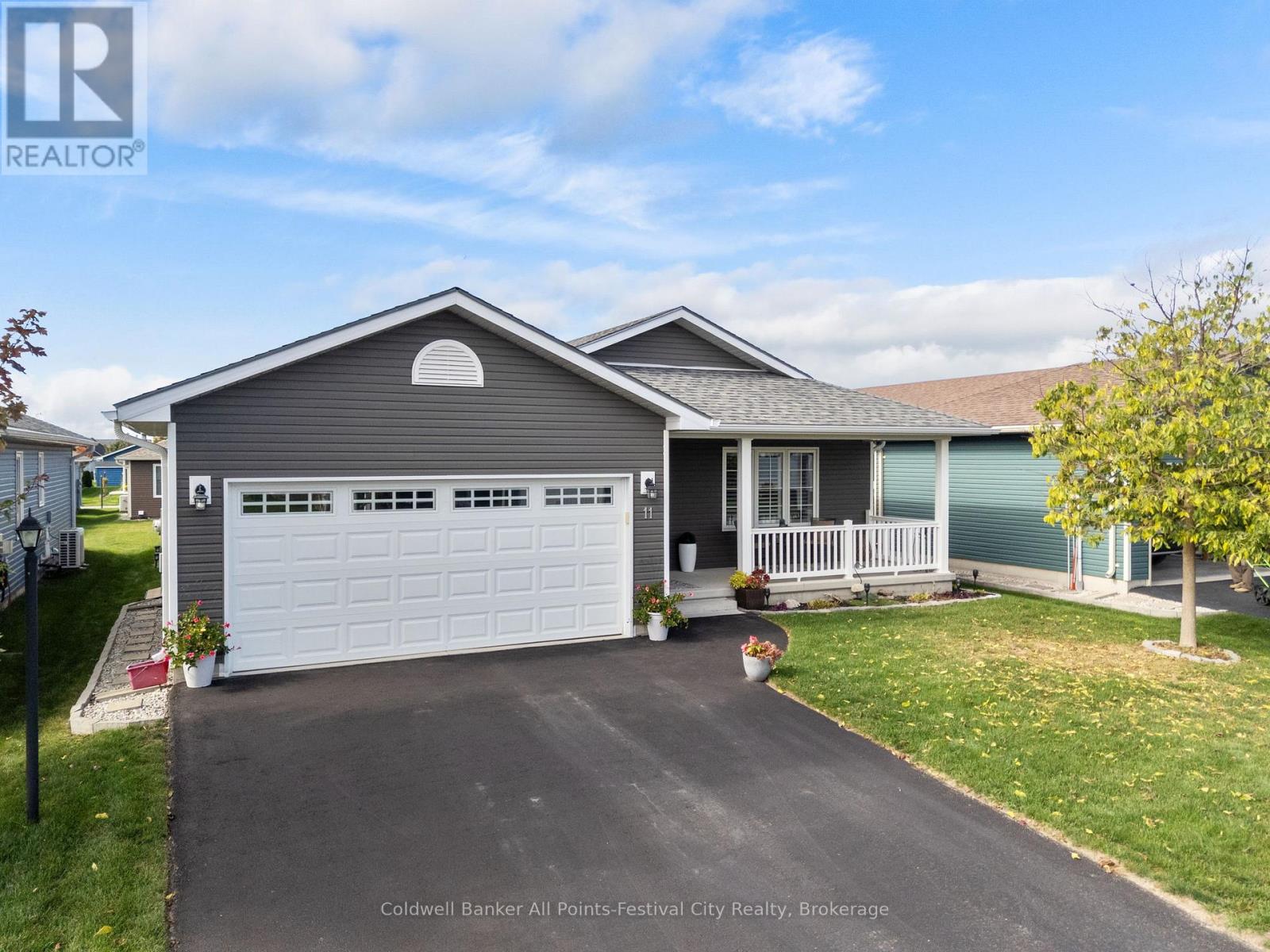 11 Windward Way N, Ashfield-Colborne-Wawanosh (Colborne), Ontario  N7A 0B2 - Photo 2 - X12709254