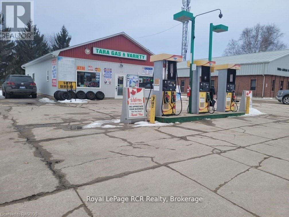 62 Yonge Street N, Arran-Elderslie, Ontario  N0H 2N0 - Photo 2 - X12709262