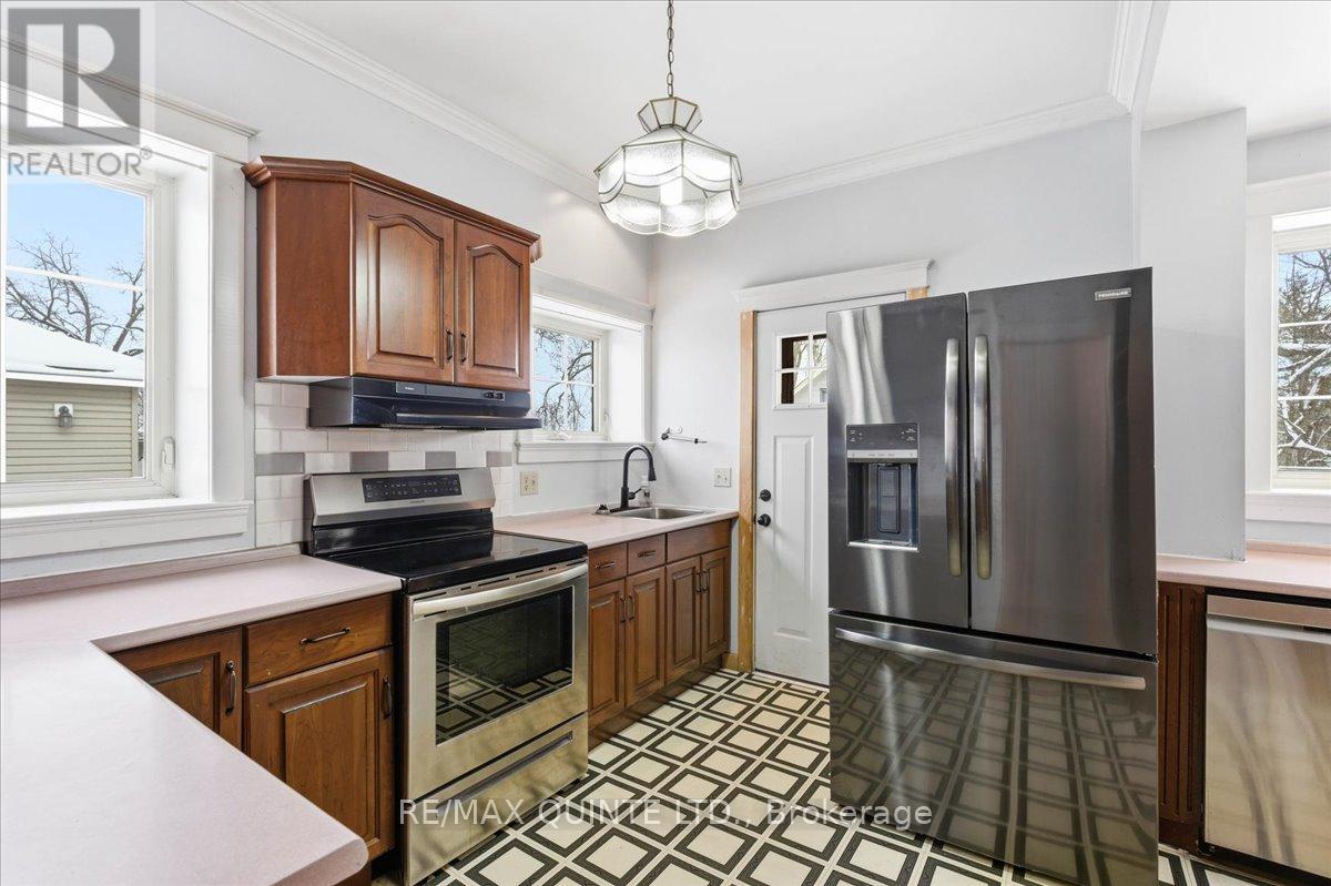 219 East Street, Greater Napanee (Greater Napanee), Ontario  K7R 1T2 - Photo 22 - X12709200