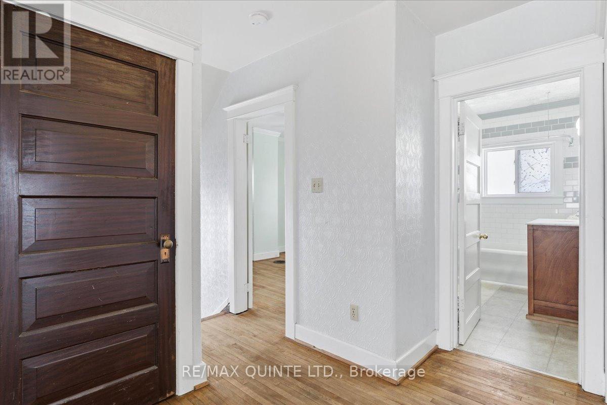 219 East Street, Greater Napanee (Greater Napanee), Ontario  K7R 1T2 - Photo 27 - X12709200