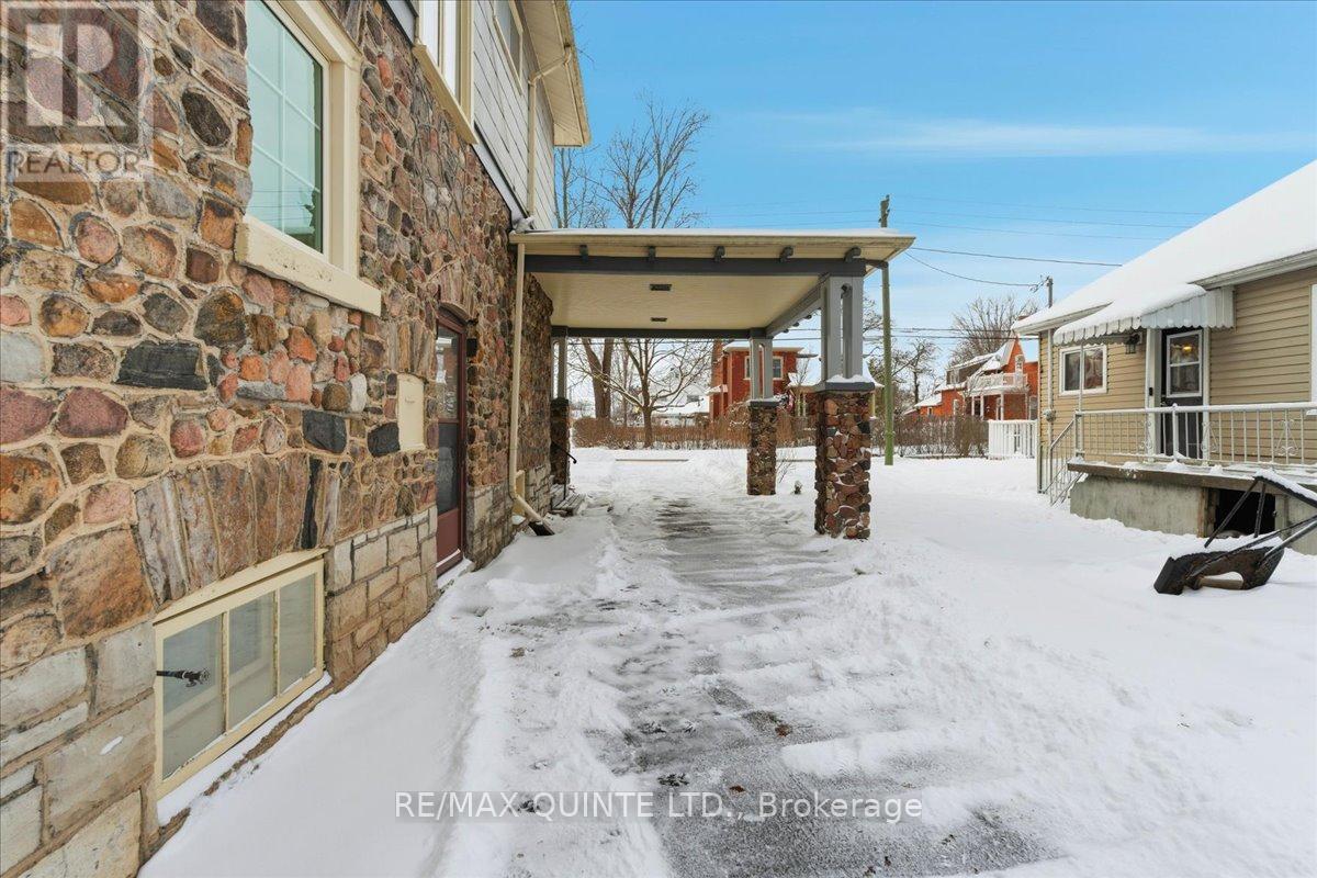 219 East Street, Greater Napanee (Greater Napanee), Ontario  K7R 1T2 - Photo 4 - X12709200