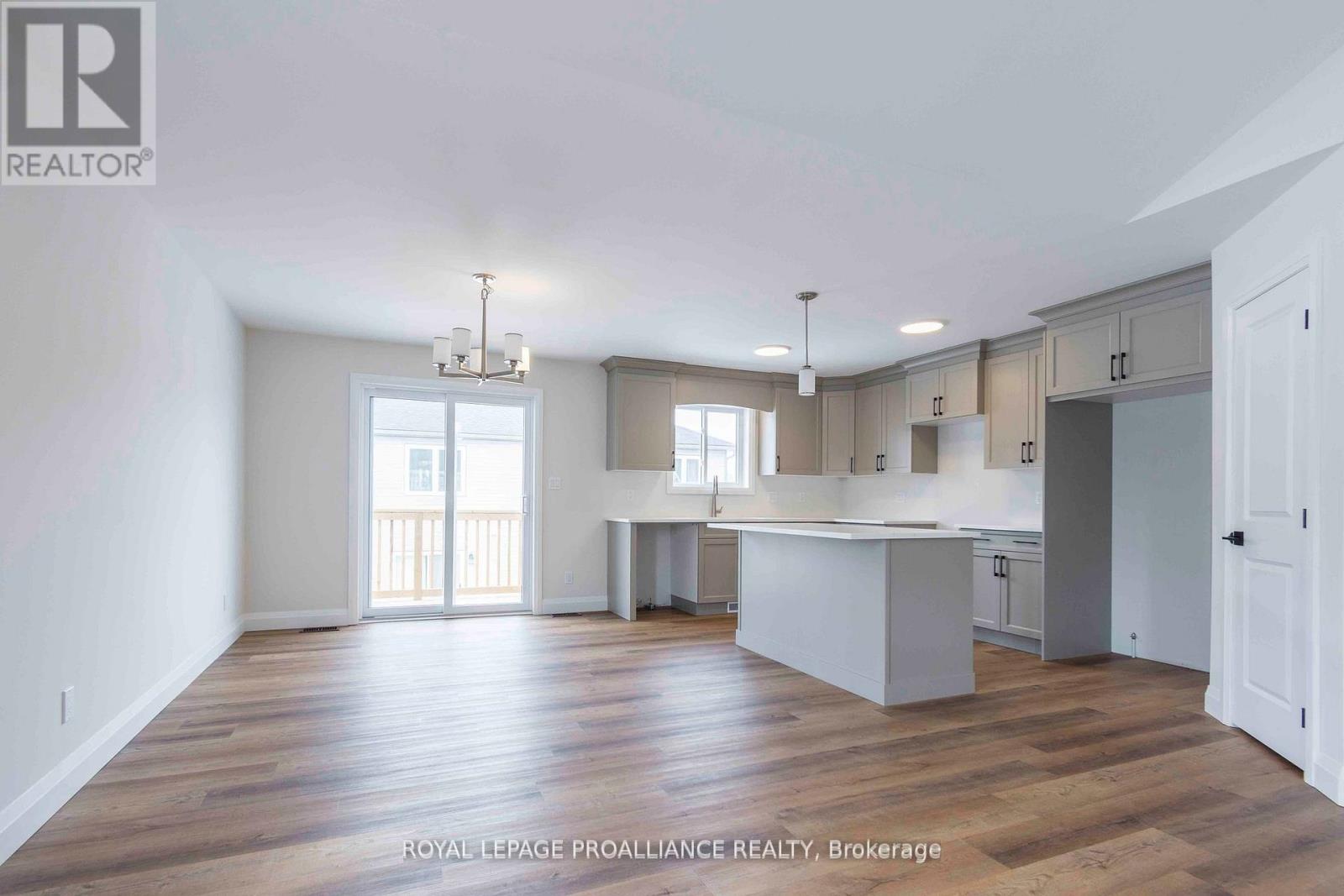 70 Stirling Crescent, Prince Edward County, Ontario  K0K 2T0 - Photo 6 - X12709238