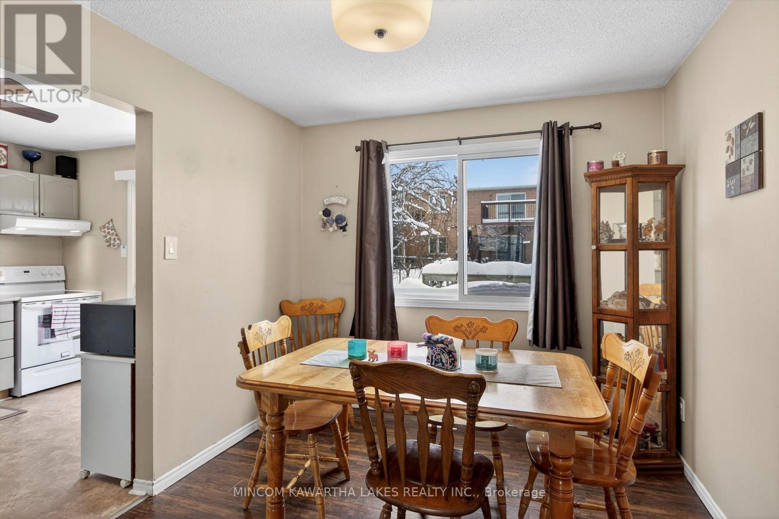 1221 Huntington Circle, Peterborough, Ontario  K9K 2B6 - Photo 10 - X12709288