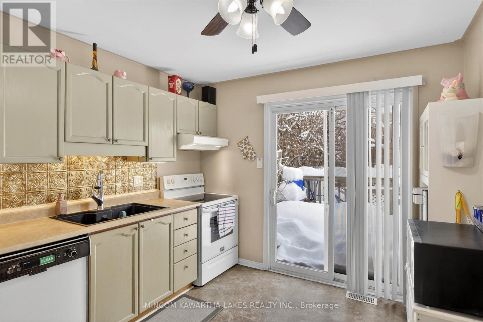 1221 Huntington Circle, Peterborough, Ontario  K9K 2B6 - Photo 13 - X12709288