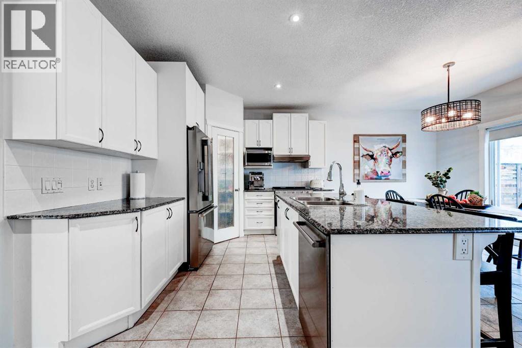 195 Chapalina Terrace Se, Calgary, Alberta  T2X 3X3 - Photo 10 - A2277812