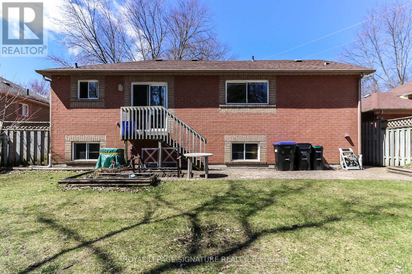 3 Brillinger Drive, Wasaga Beach, Ontario  L9Z 1L4 - Photo 35 - S12682456