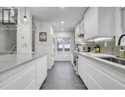 29 PATIKA AVENUE, Toronto, Ontario