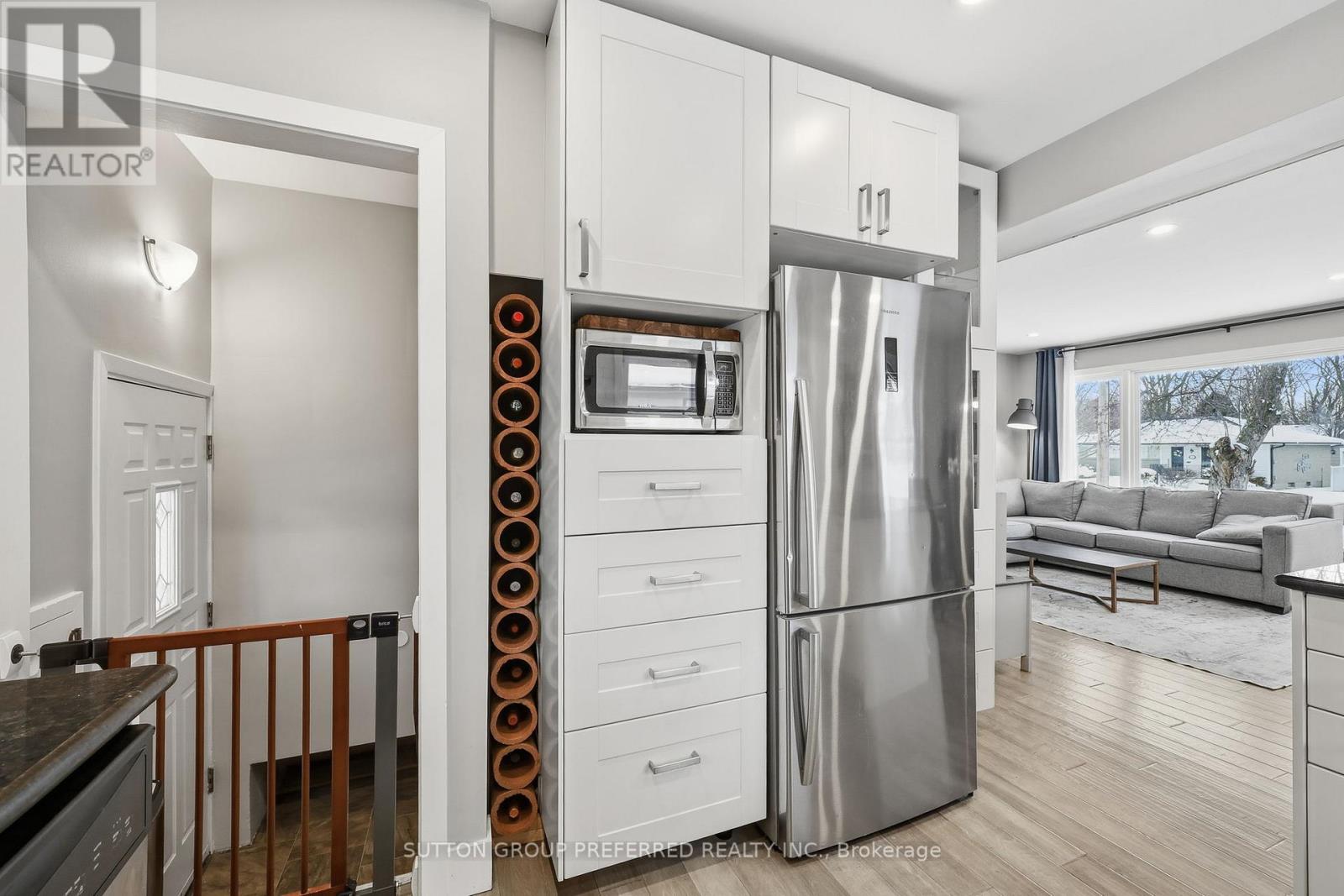 189 Mary Avenue, London South, Ontario  N6J 3L8 - Photo 12 - X12709114