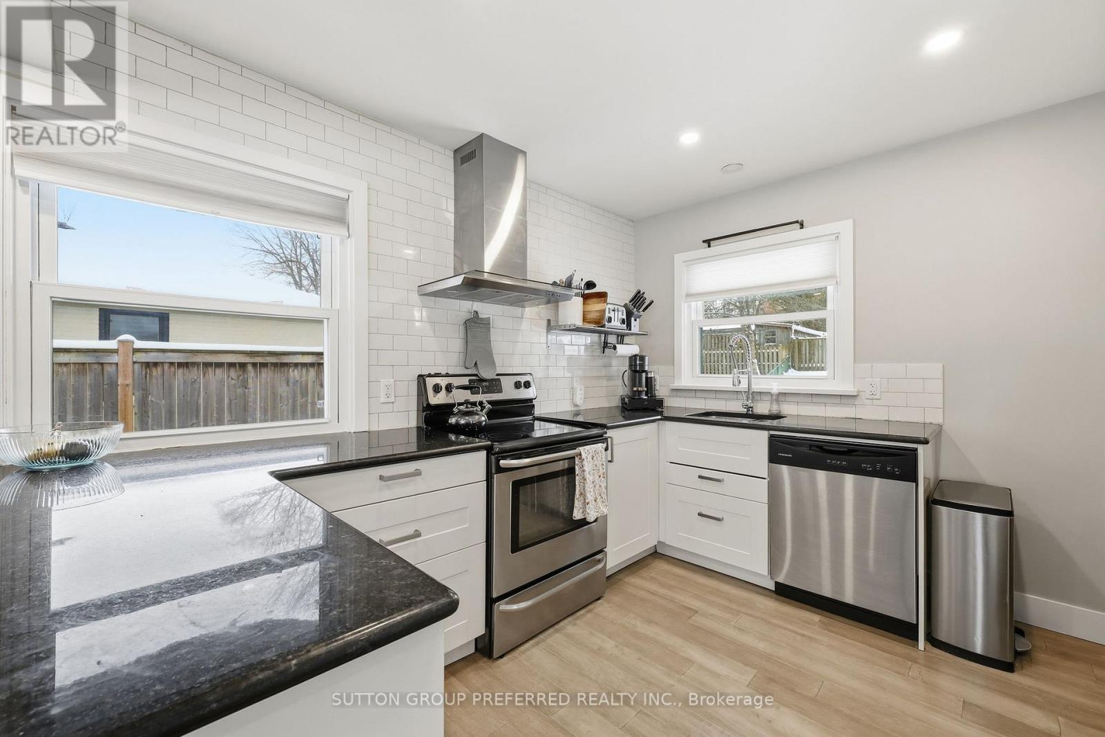 189 Mary Avenue, London South, Ontario  N6J 3L8 - Photo 9 - X12709114