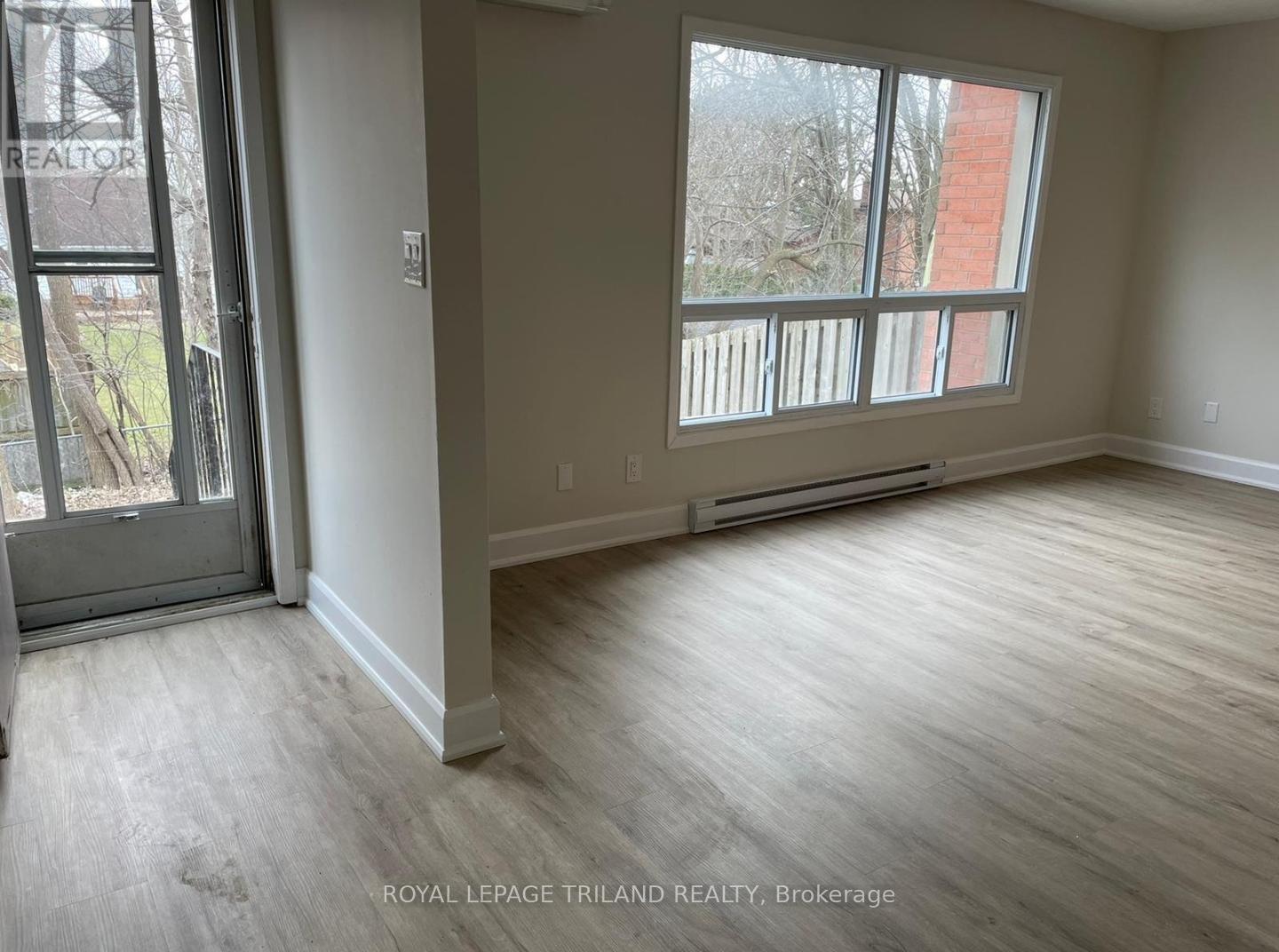 25 - 355 Sandringham Crescent, London South, Ontario  N6C 5K3 - Photo 11 - X12709174