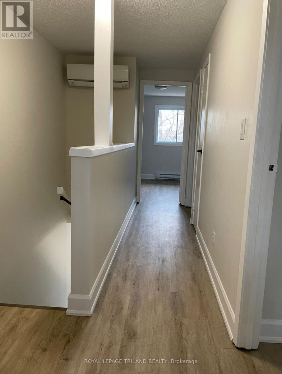 25 - 355 Sandringham Crescent, London South, Ontario  N6C 5K3 - Photo 23 - X12709174