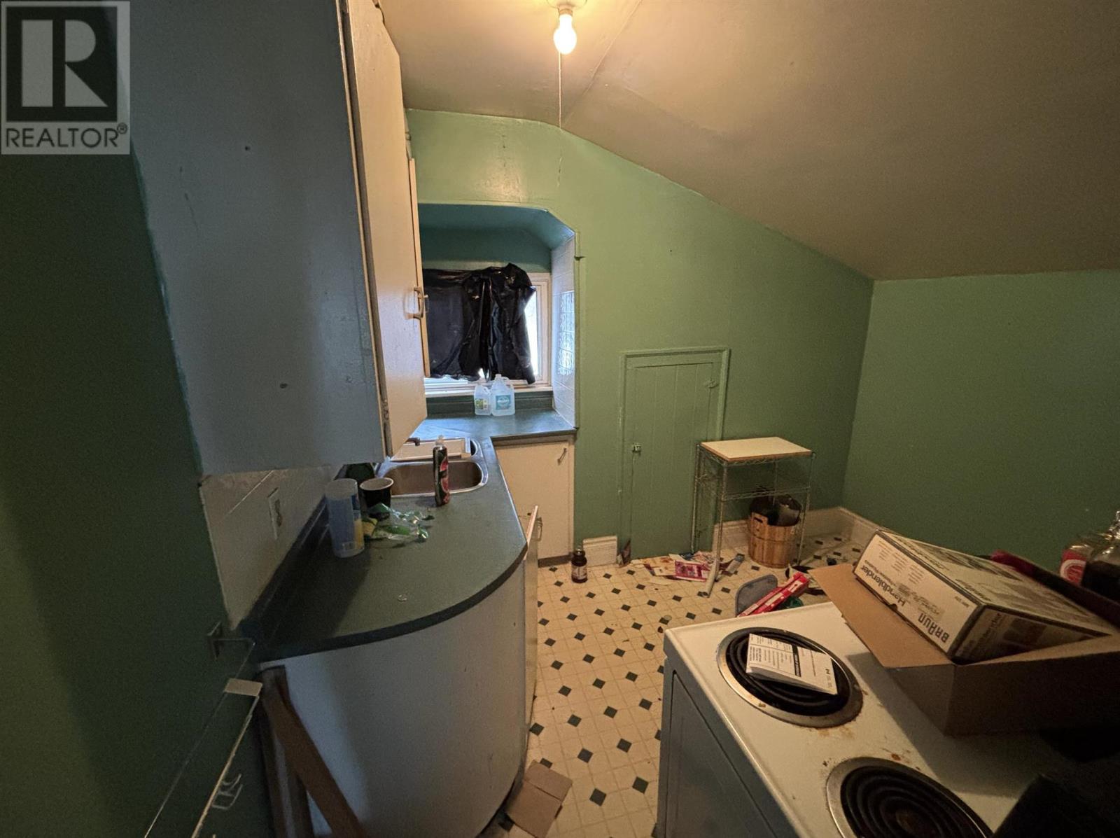 312 Huron St, Sault Ste. Marie, Ontario P6A 1R8 - Photo 12 - SM260128