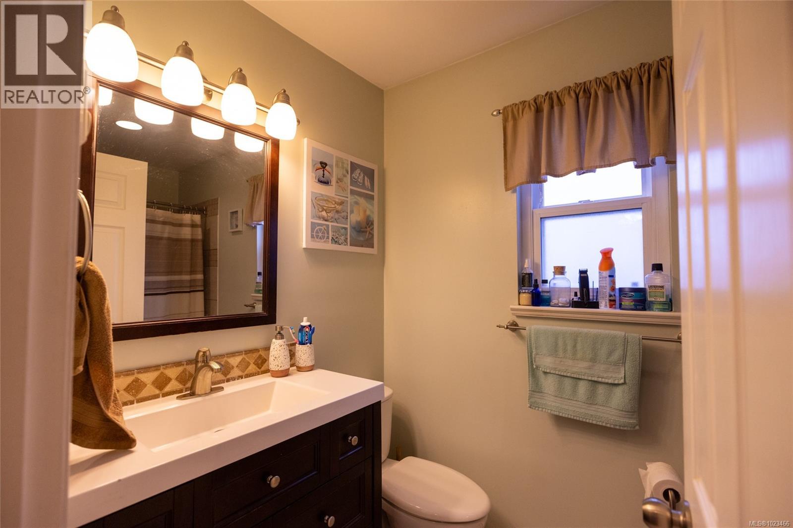 9494 Scott St, Port Hardy, British Columbia  V0N 2P0 - Photo 20 - 1023466