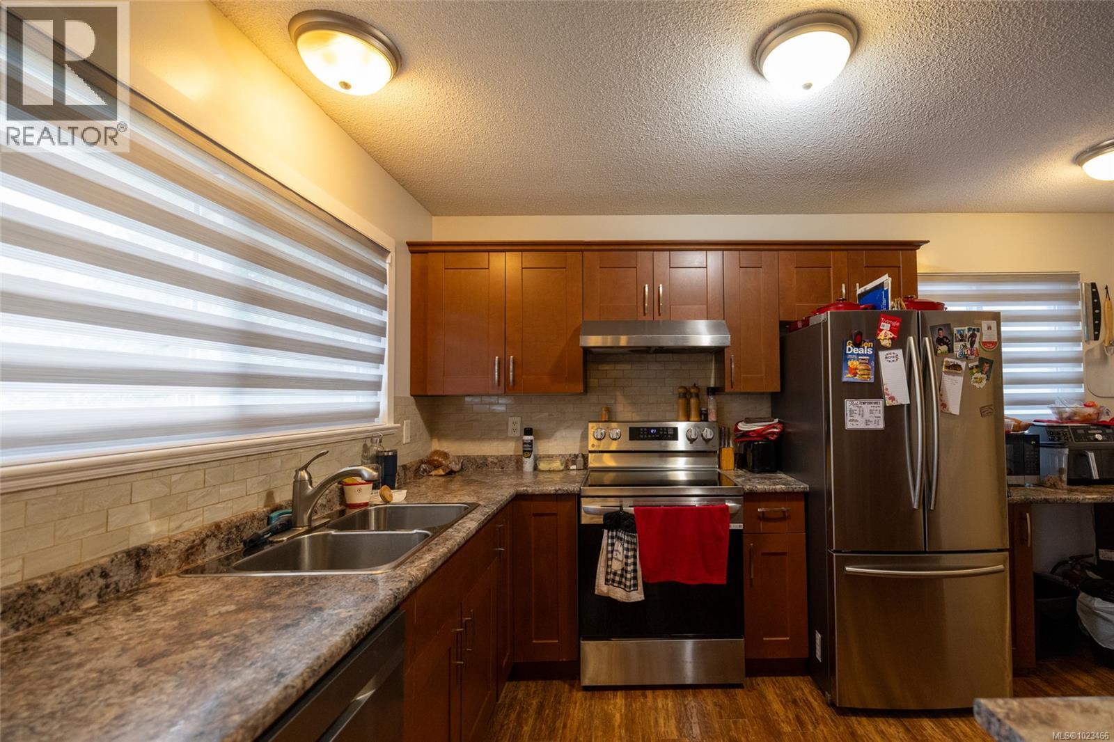 9494 Scott St, Port Hardy, British Columbia  V0N 2P0 - Photo 5 - 1023466