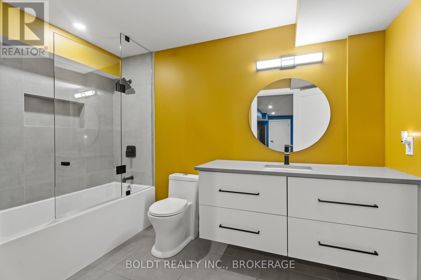 1074b Vansickle Road N, St. Catharines (Grapeview), Ontario  L2S 2X3 - Photo 31 - X12709346