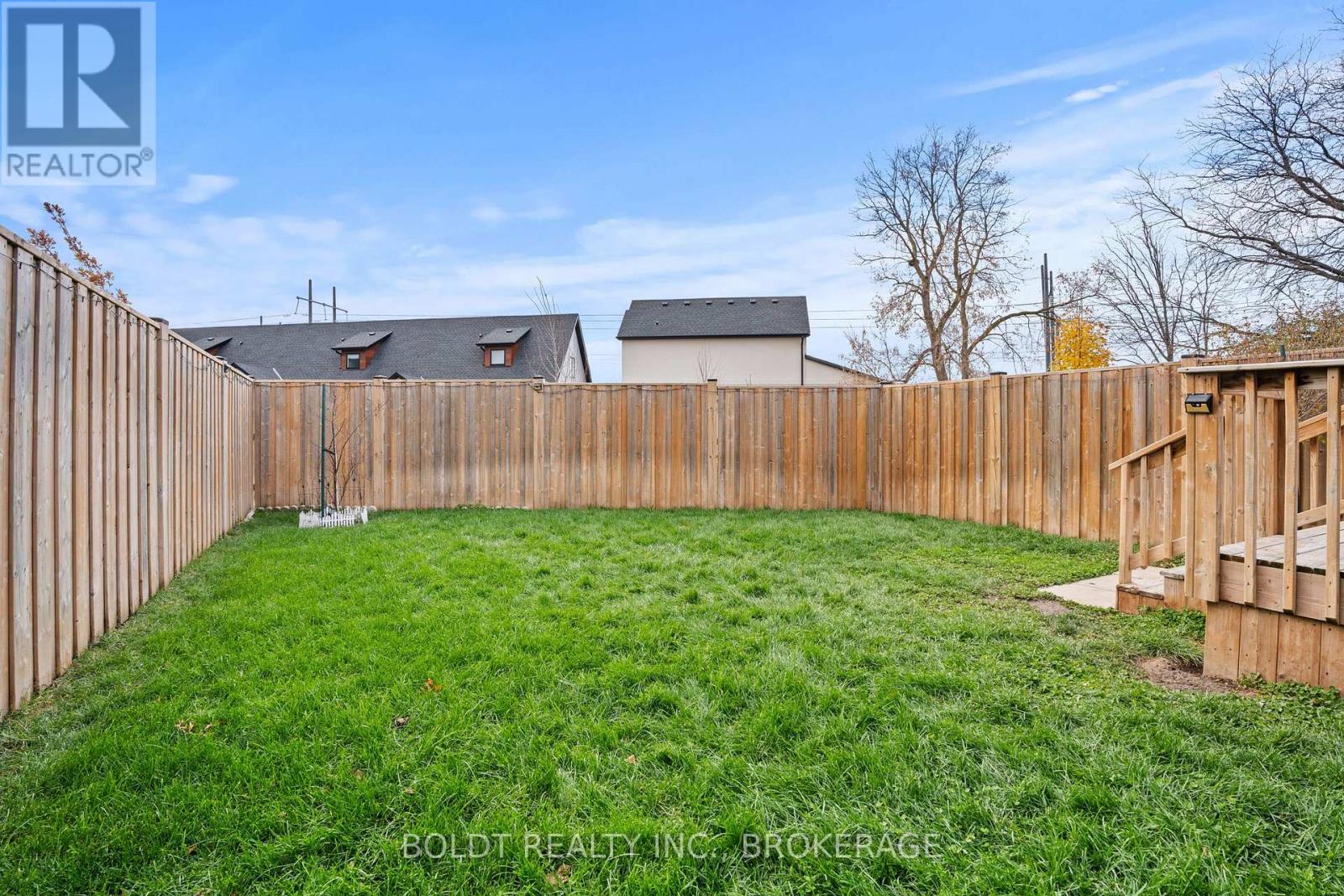 1074b Vansickle Road N, St. Catharines (Grapeview), Ontario  L2S 2X3 - Photo 37 - X12709346